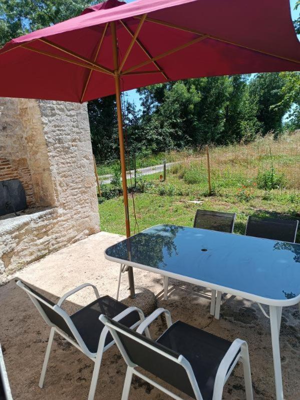 La Petite Maison Matha Extérieur photo