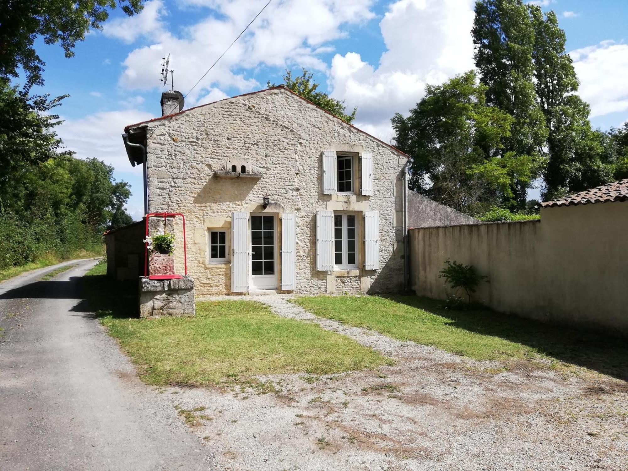 La Petite Maison Matha Extérieur photo